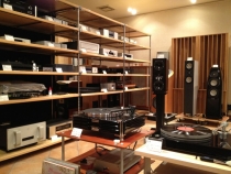 u-audio-12